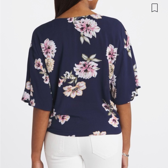 Rhee Tie Front Top - Picture 2 of 7